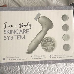5 in 1 Face & Body brush